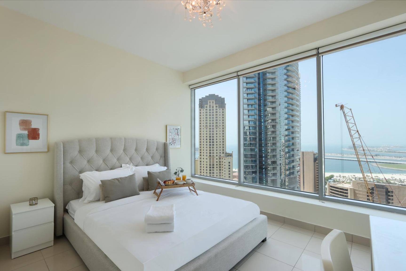 Apartment Livbnb- 1bw Marina View, Pool, Walk To Attractions *